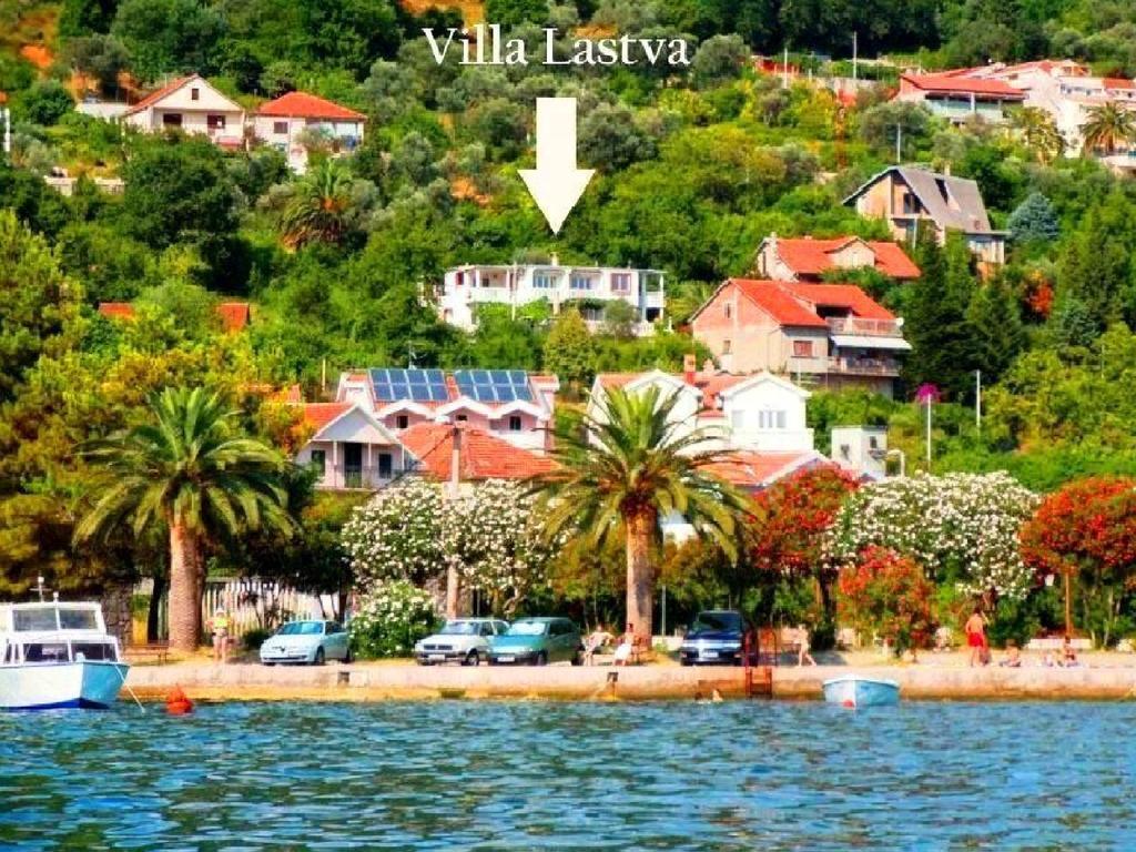Villa Lastva Apartments Tivat Eksteriør billede