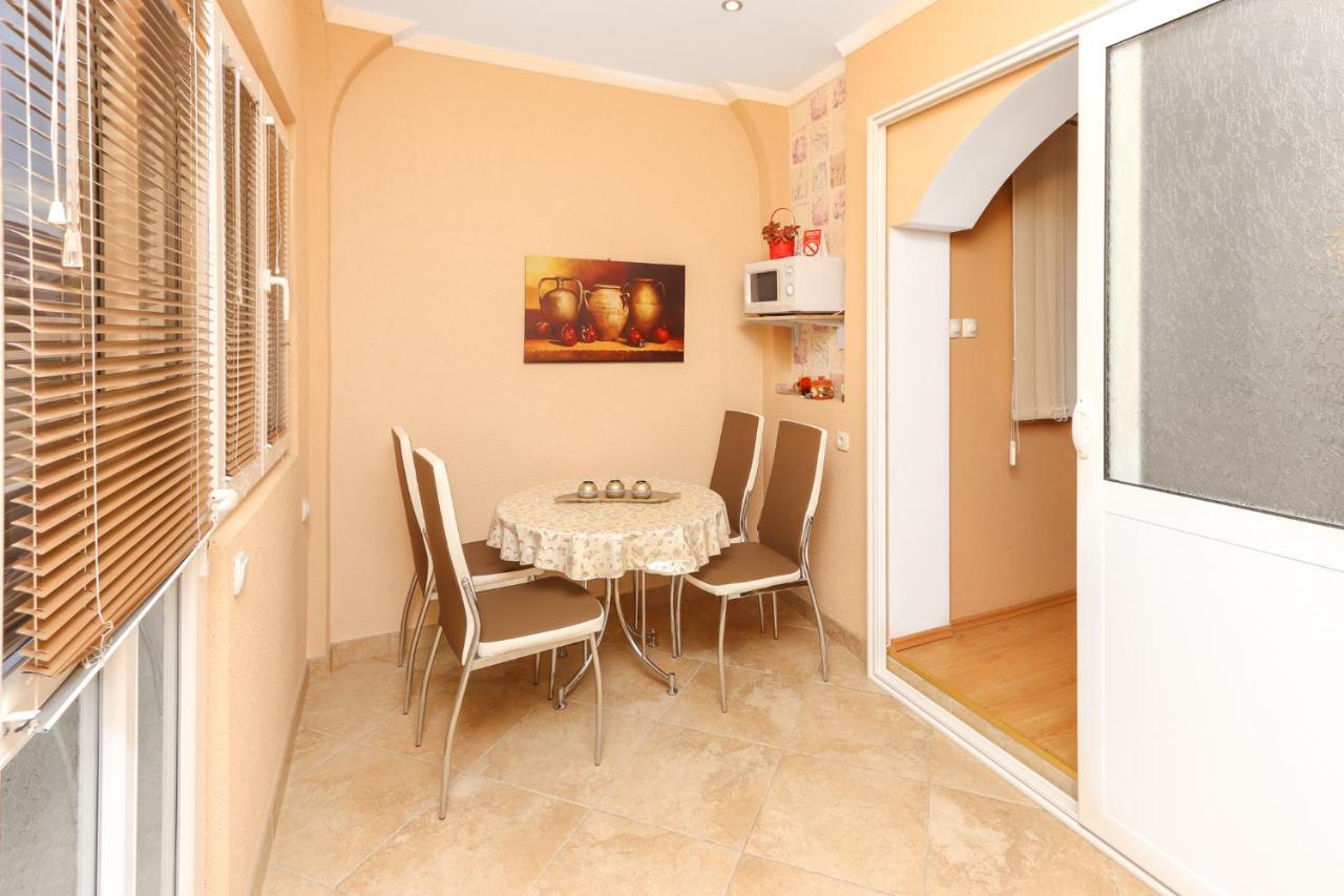 Villa Lastva Apartments Tivat Eksteriør billede
