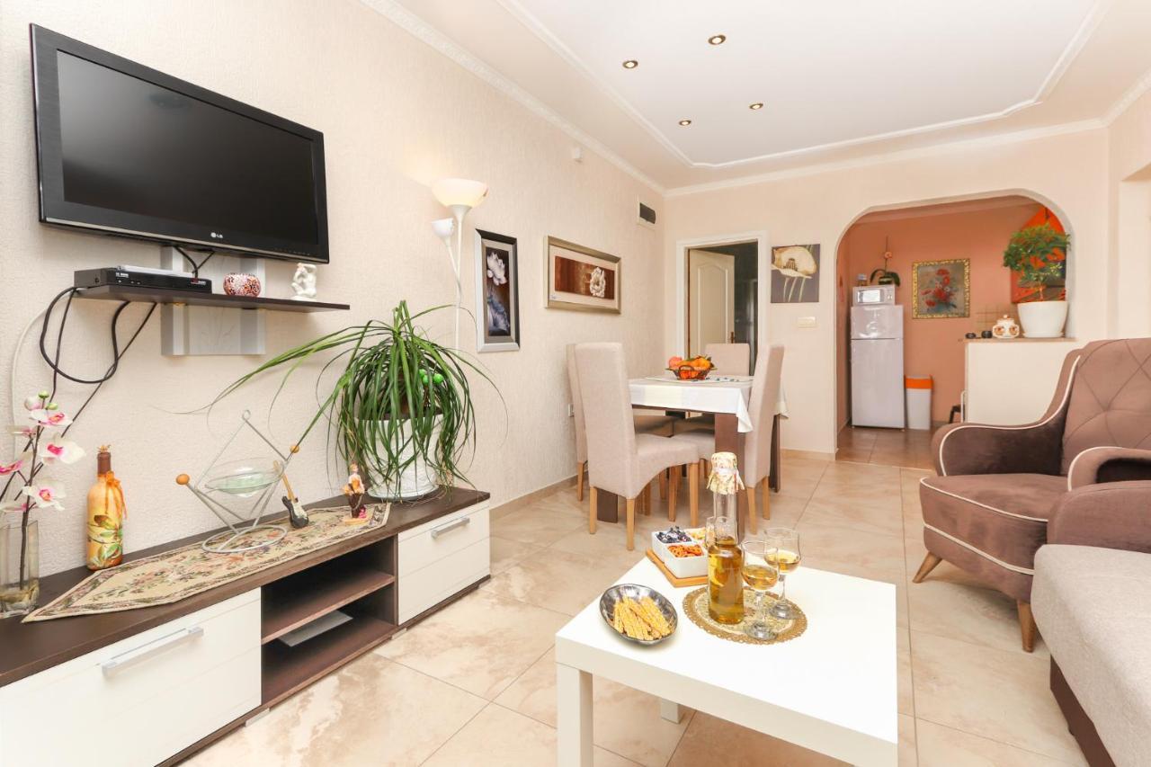 Villa Lastva Apartments Tivat Eksteriør billede