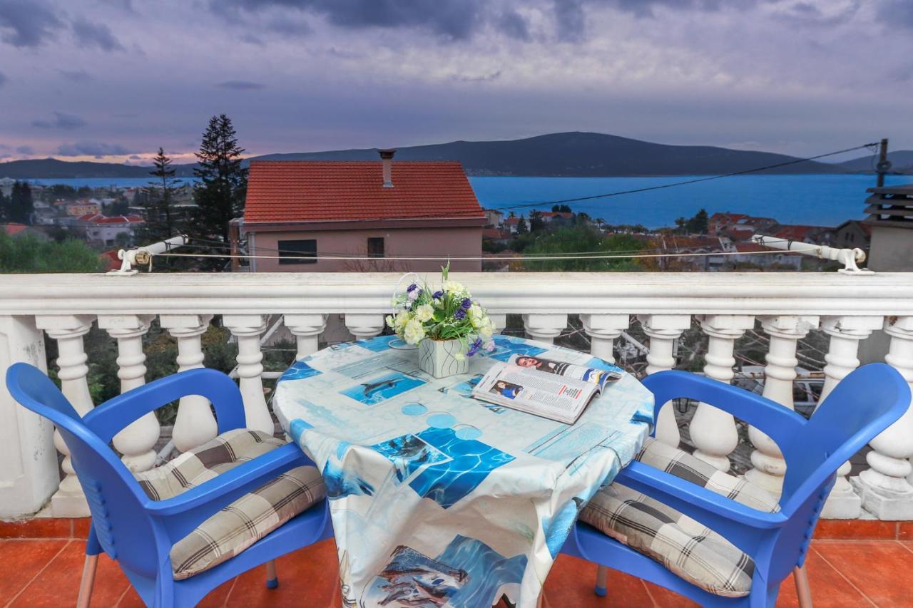 Villa Lastva Apartments Tivat Eksteriør billede
